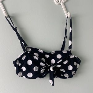 La Vie En Rose brand new no tags size small black & white polkadot swimsuit top